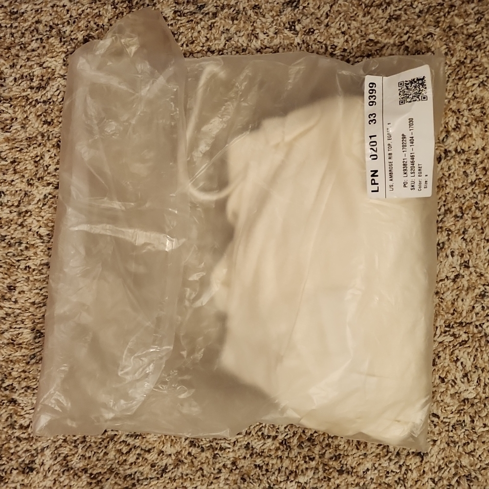 Fabletics pullover - Picture 5 of 5